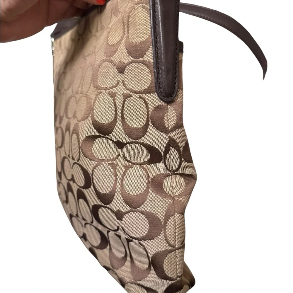 Coach Signature Canvas File Crossbody w Dust Bag - Picture 5 of 16